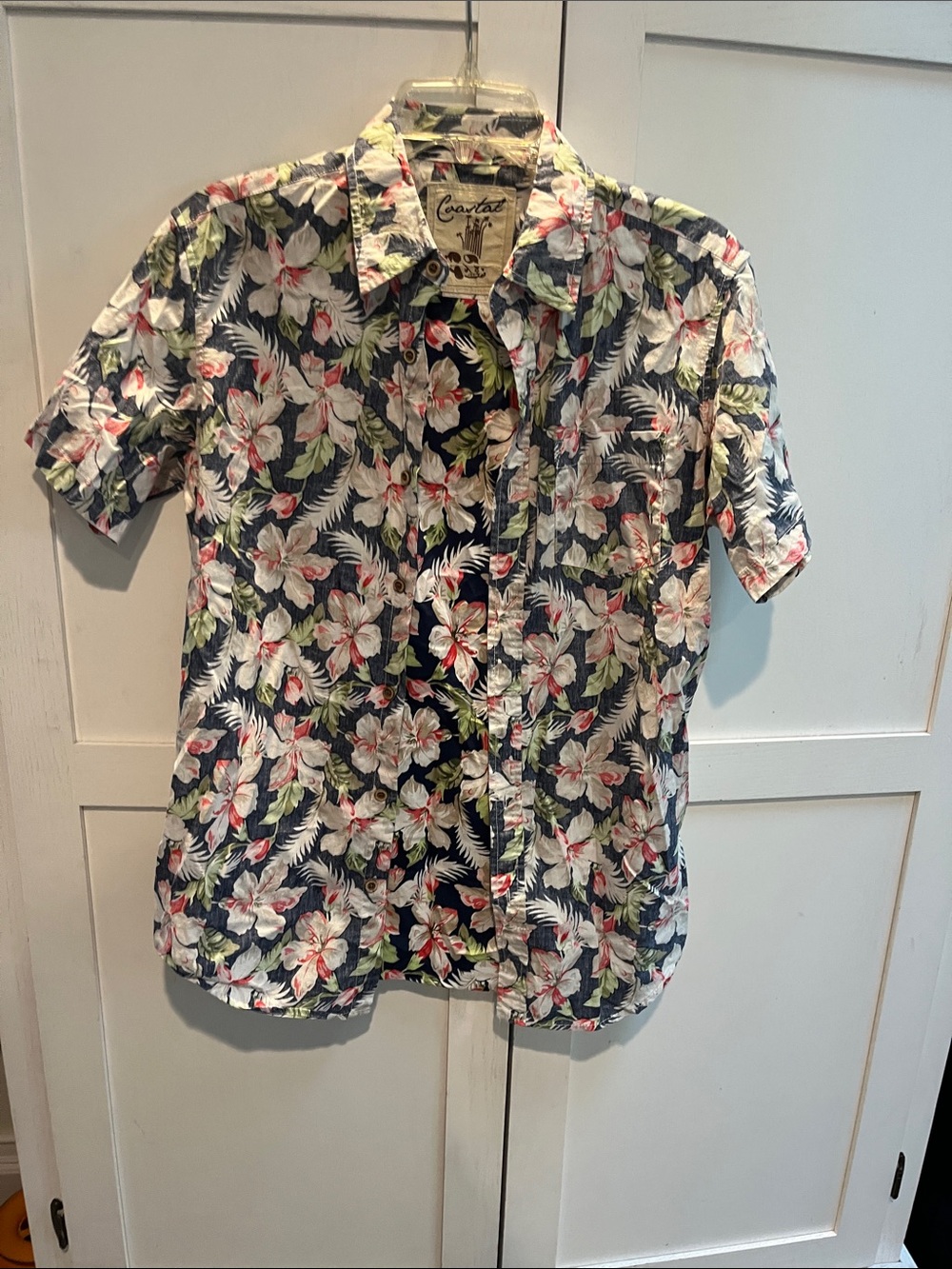 Coastal Men's Navy Floral Short-Sleeve Button-Down Shirt